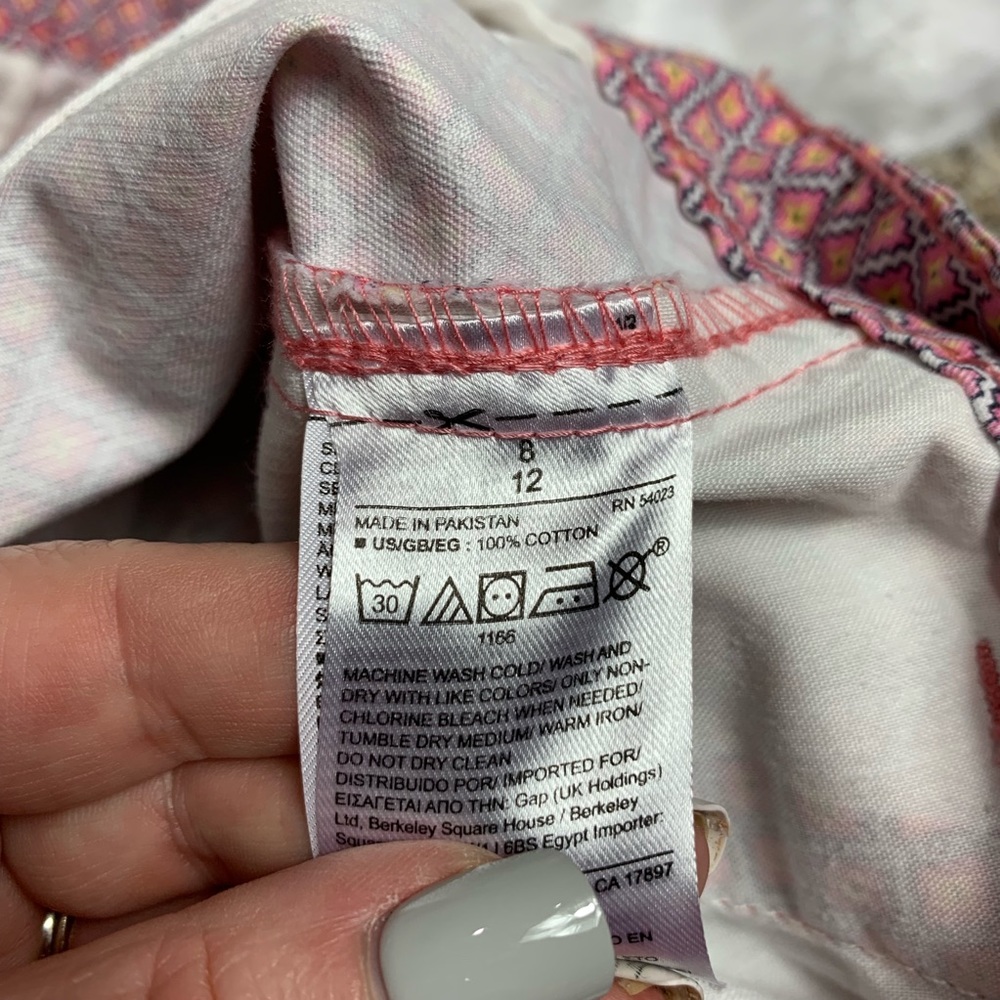 Gap Pretty Patterned Shorts Size 8 - image 5